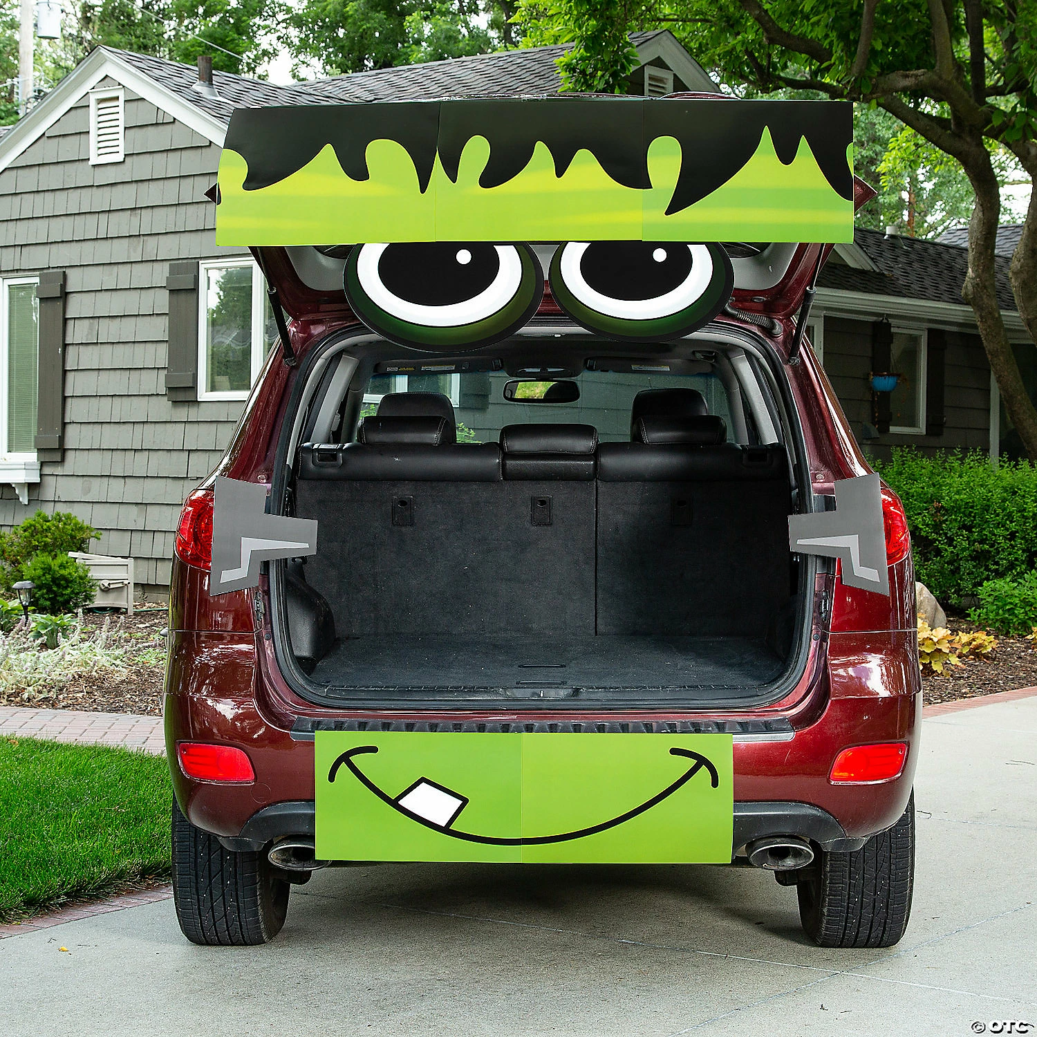 Value Green Monster Trunk-or-Treat Decorating Kit - 9 Pc. 1 Value Green Monster Trunk-or-Treat Decorating Kit - 9 Pc.